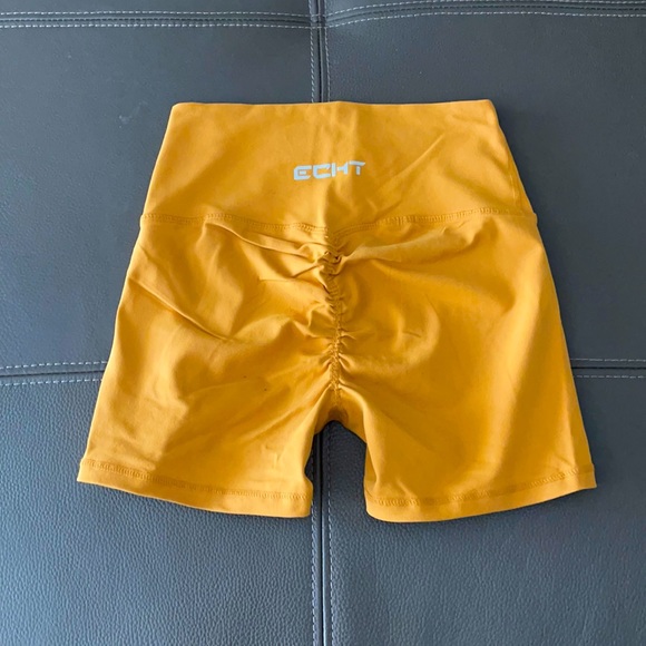 Alphalete Pants - ECHT Ruched amplify shorts 🔥